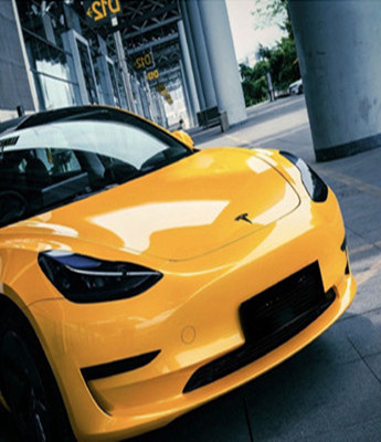 L'enveloppe jaune métallique de vinyle de voiture de lustre de feuille d'érable gardent la peinture à partir des éraflures